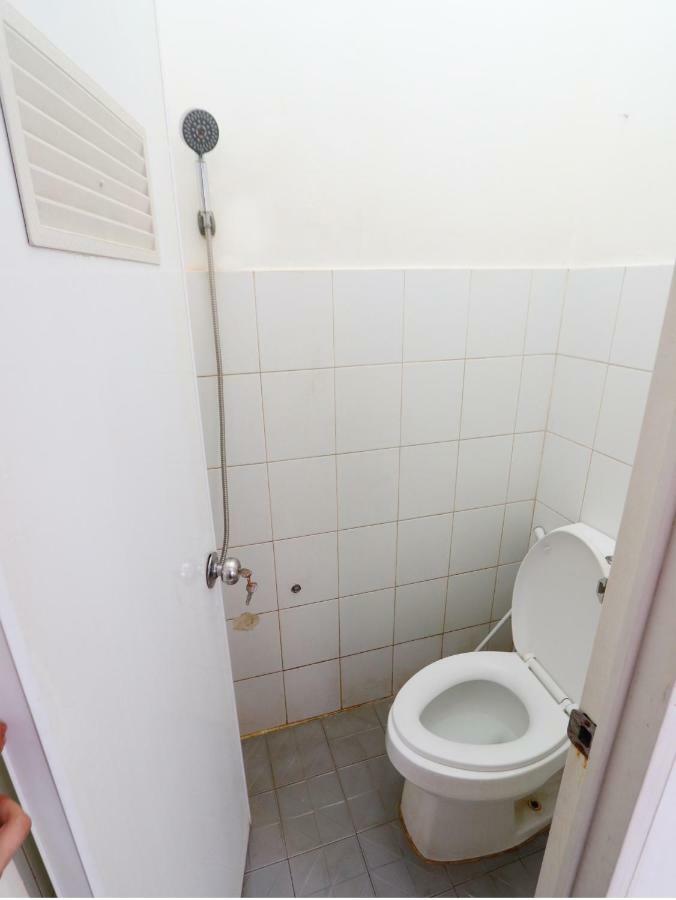 Kamar Keluarga Kalideres Jakarta Kültér fotó